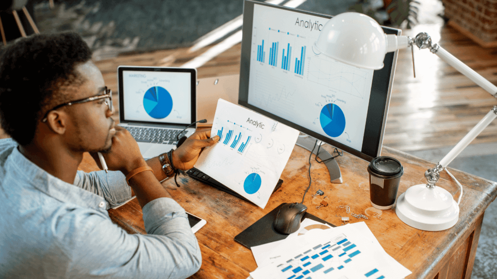 A graph showing the common challenges in sales analytics